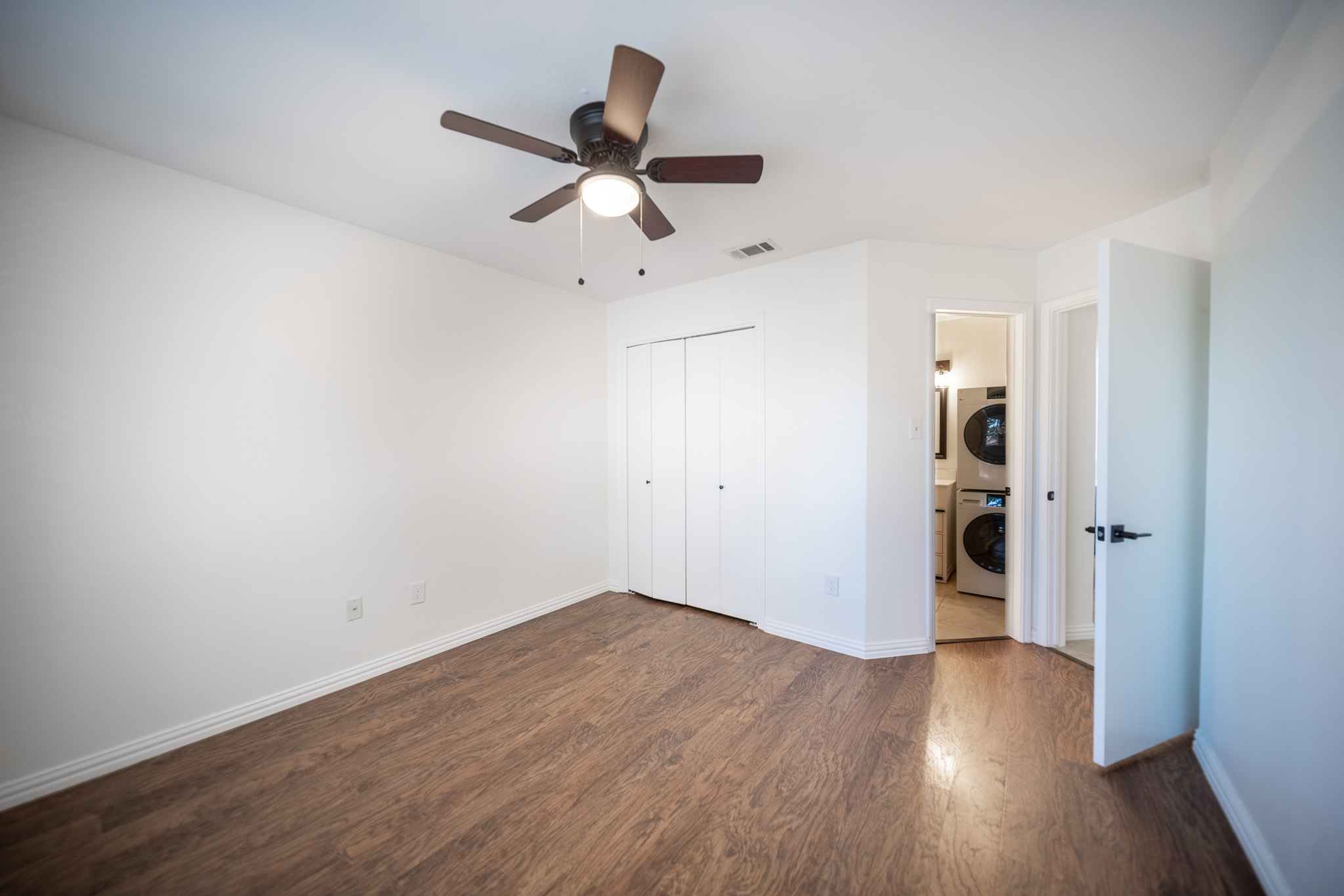 1740 Timber Ridge Road, Unit 124 Austin, TX 78741 - Photo 5 of 26 Gallery Image 5