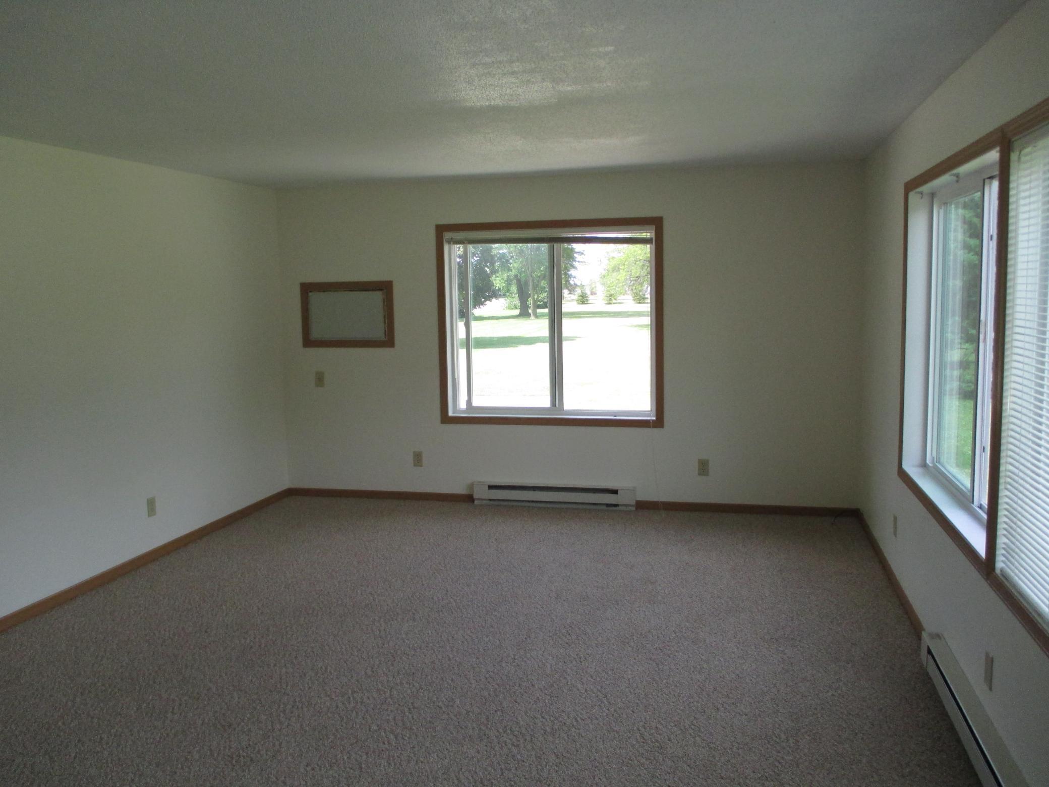 512 Maple Lane Grove City, MN 56243 - Photo 4 of 15