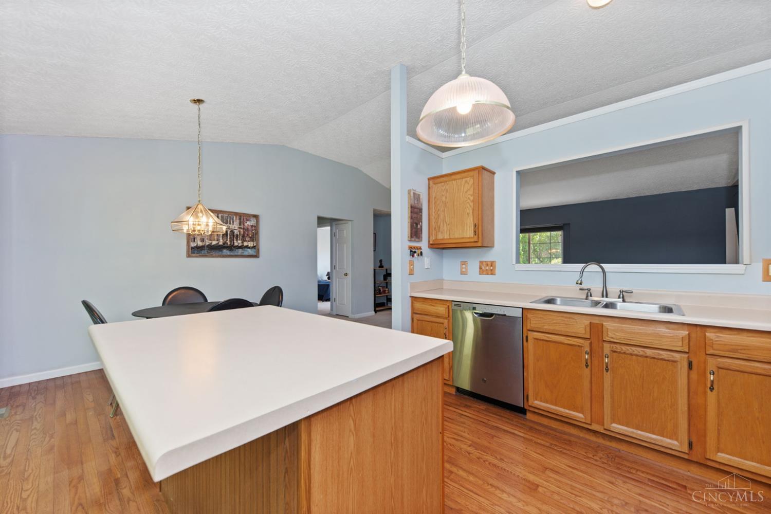 1518 Creekside Road Amelia, OH 45102 - Photo 25 of 55 Gallery Image 25
