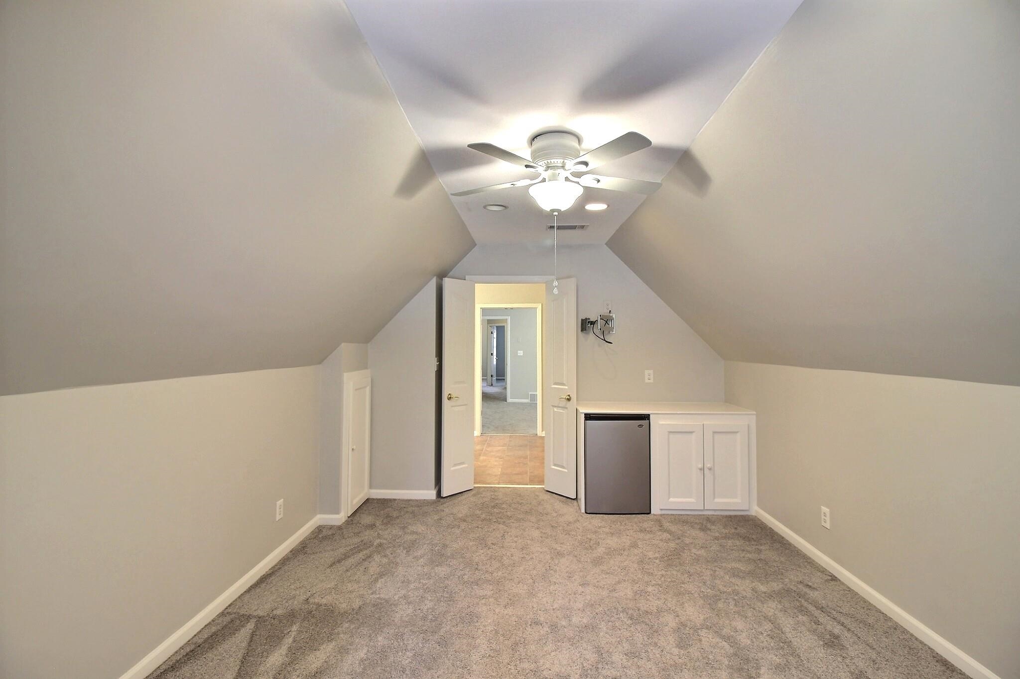 845 McFerrin Lane Collierville, TN 38017 - Photo 18 of 27 a view of a hallway with a chandelier