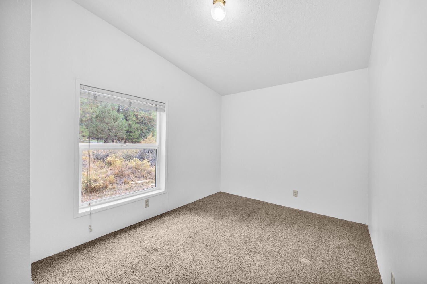 19145 Shoshone Road Bend, OR 97702 - Photo 20 of 36 MLS20