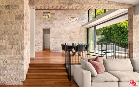 $3,995,000 | 3764 Las Flores Canyon Road, Malibu, CA 90265