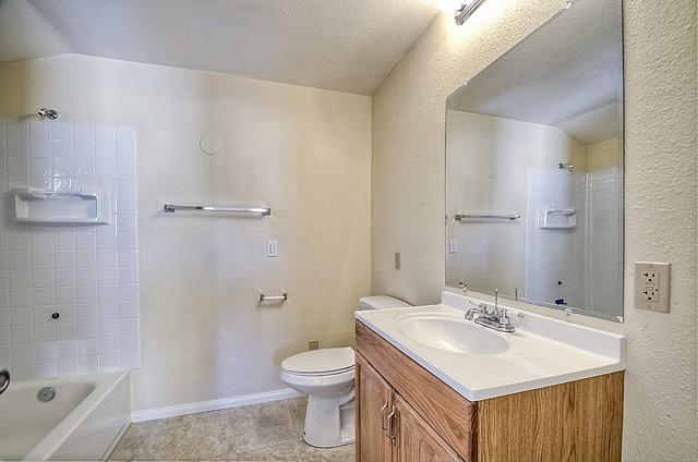 8728 Harness Street Spring Valley, CA 91977 - Photo 10 of 14 Gallery Image 10