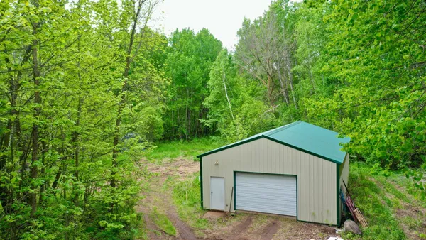$129,000 | 1065 105th Avenue, Milaca, MN 56353