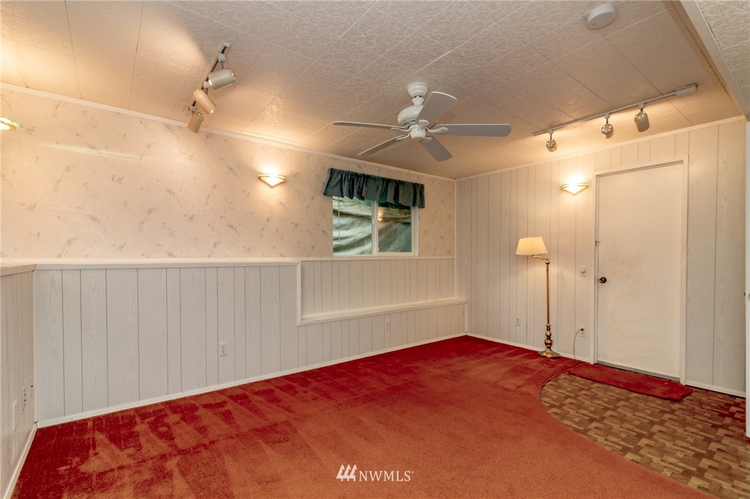 20121 Southeast 145th Street Renton, WA 98059 - Photo 15 of 23 Gallery Image 15