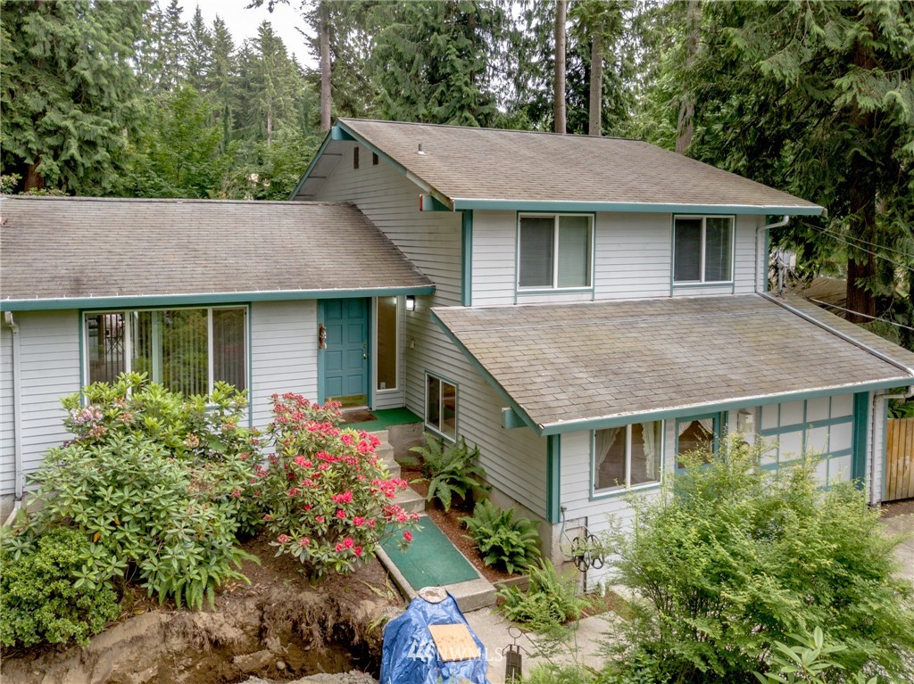 20121 Southeast 145th Street Renton, WA 98059 - Photo 4 of 23 Gallery Image 4