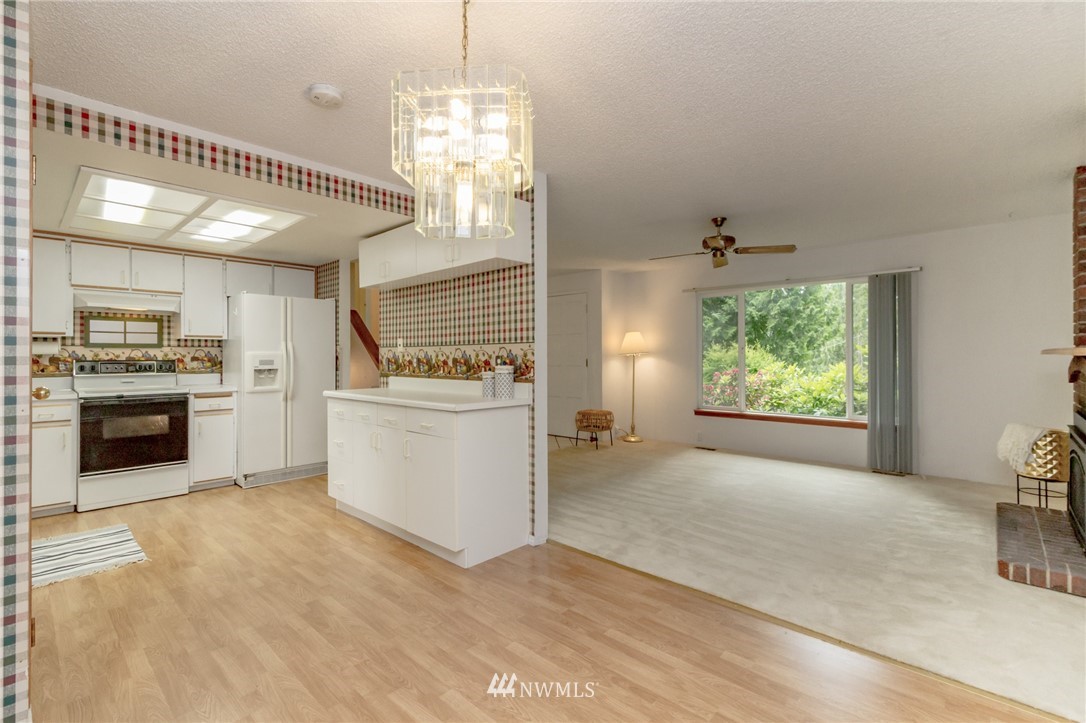 20121 Southeast 145th Street Renton, WA 98059 - Photo 8 of 23 Gallery Image 8