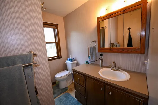 $349,000 | 22303 County 253 Road, Wheatland, MO 65779