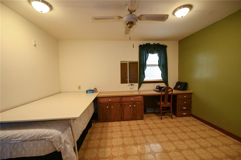 22303 County 253 Road Wheatland, MO 65779 - Photo 36 of 57