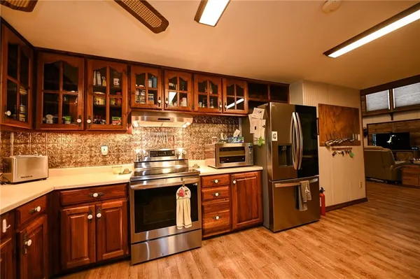 $349,000 | 22303 County 253 Road, Wheatland, MO 65779