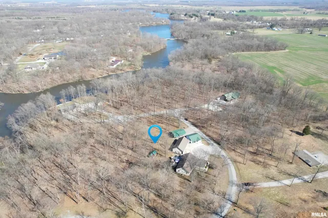 $399,000 | 10950 Prestwick Drive, Benton, IL 62812