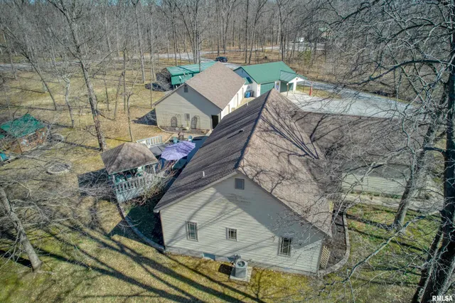 $399,000 | 10950 Prestwick Drive, Benton, IL 62812