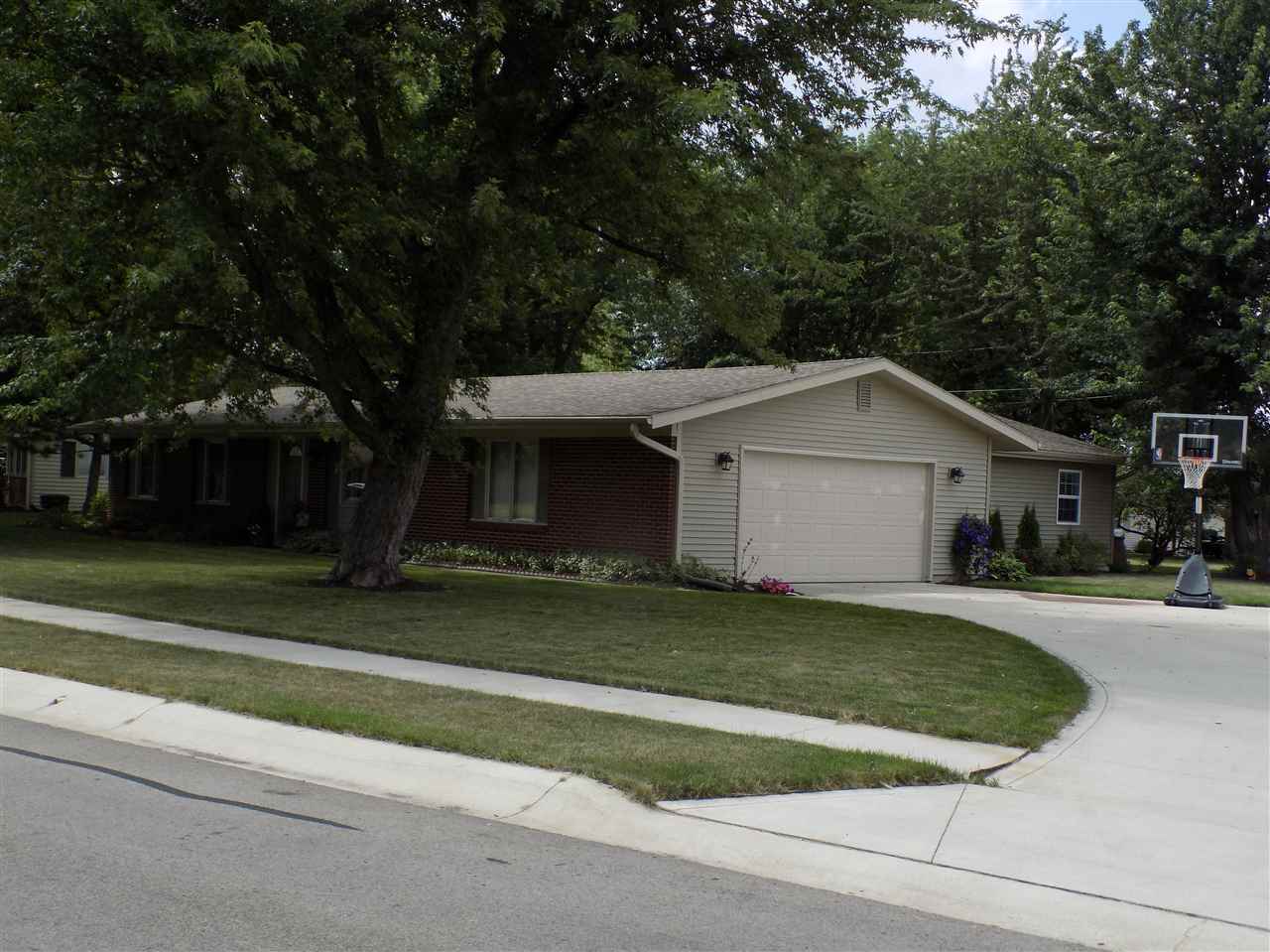 969 Yorktown Road Decatur, IN 46733 - Photo 2 of 23