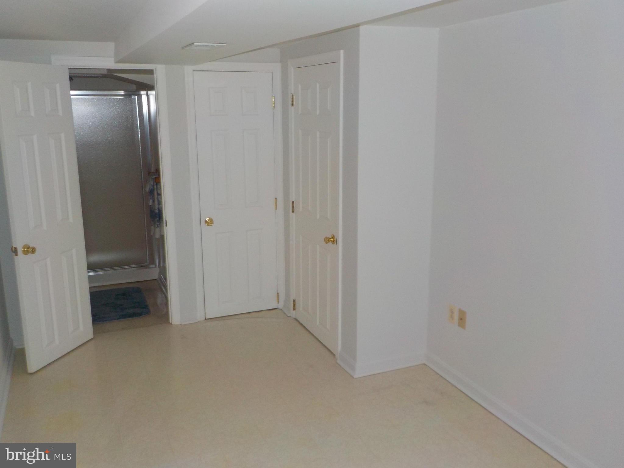 5437 Channing Road Baltimore, MD 21229 - Photo 17 of 25 a view of an empty room