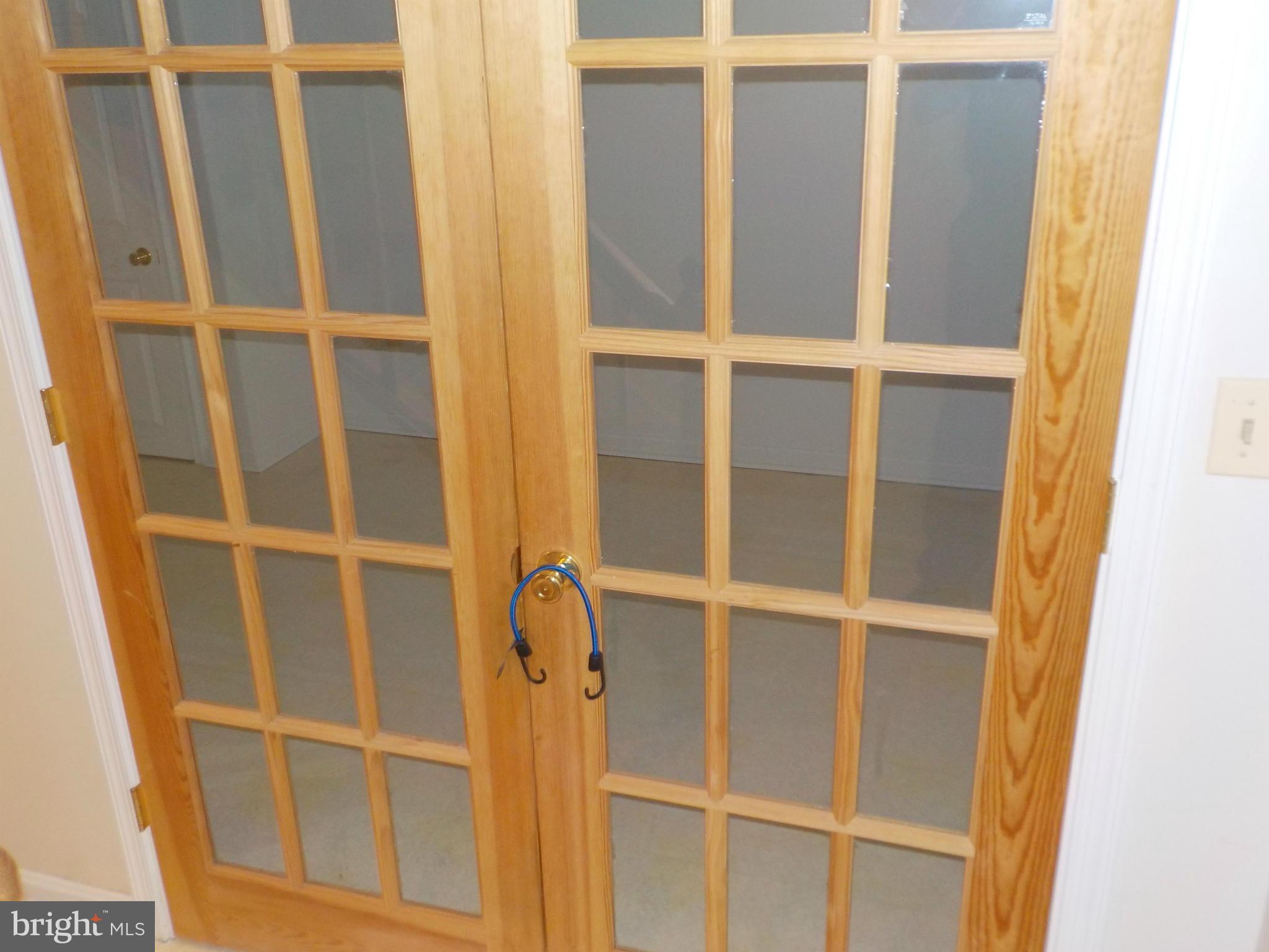 5437 Channing Road Baltimore, MD 21229 - Photo 20 of 25 a view of a door