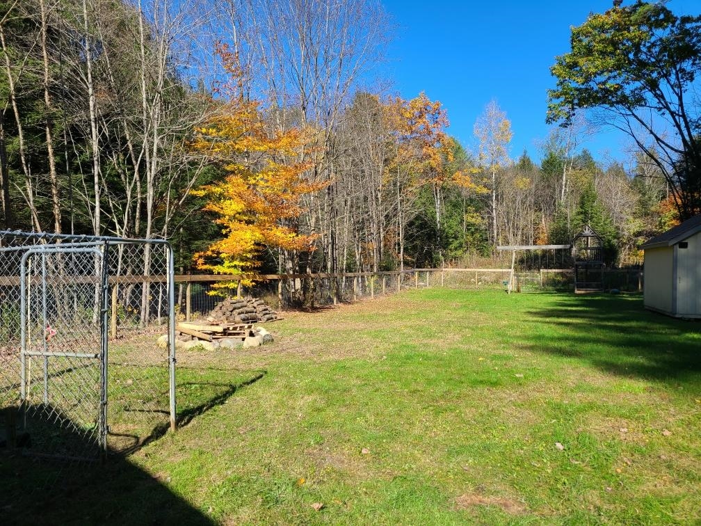 40 Amsden Hill Road Chester, VT 05143 - Photo 2 of 26