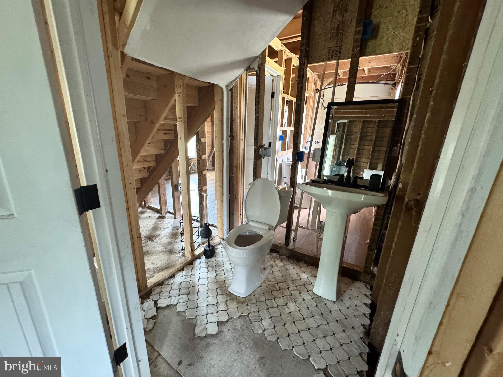 26813 Johnson Creek Road Crisfield, MD 21817 - Photo 5 of 19