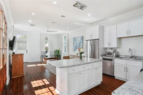 $3,500 | 2327 Soniat Street, New Orleans, LA 70115