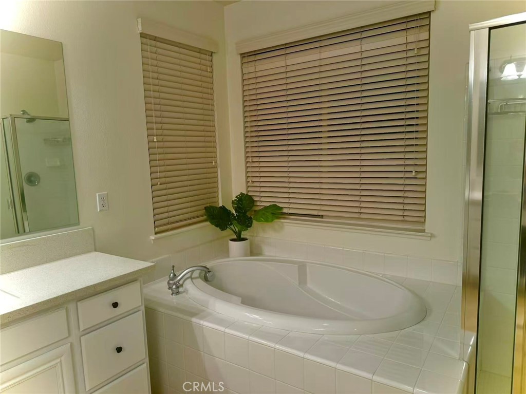 6805 Edinburgh Road Eastvale, CA 92880 - Photo 22 of 47