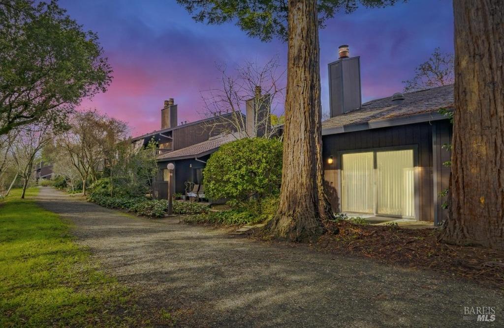 376 Los Alamos Road Santa Rosa, CA 95409 - Photo 1 of 1