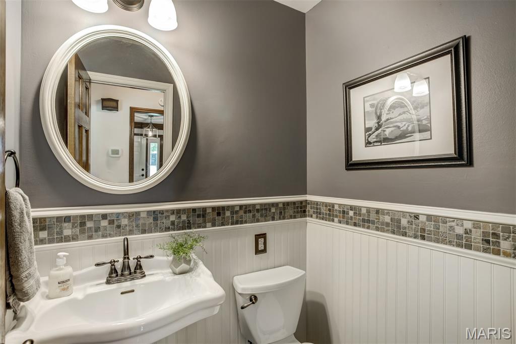 774 Chain Ridge Road Glendale, MO 63122 - Photo 23 of 51