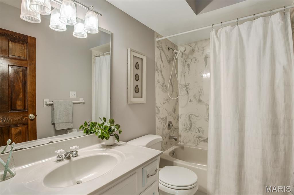 774 Chain Ridge Road Glendale, MO 63122 - Photo 37 of 51