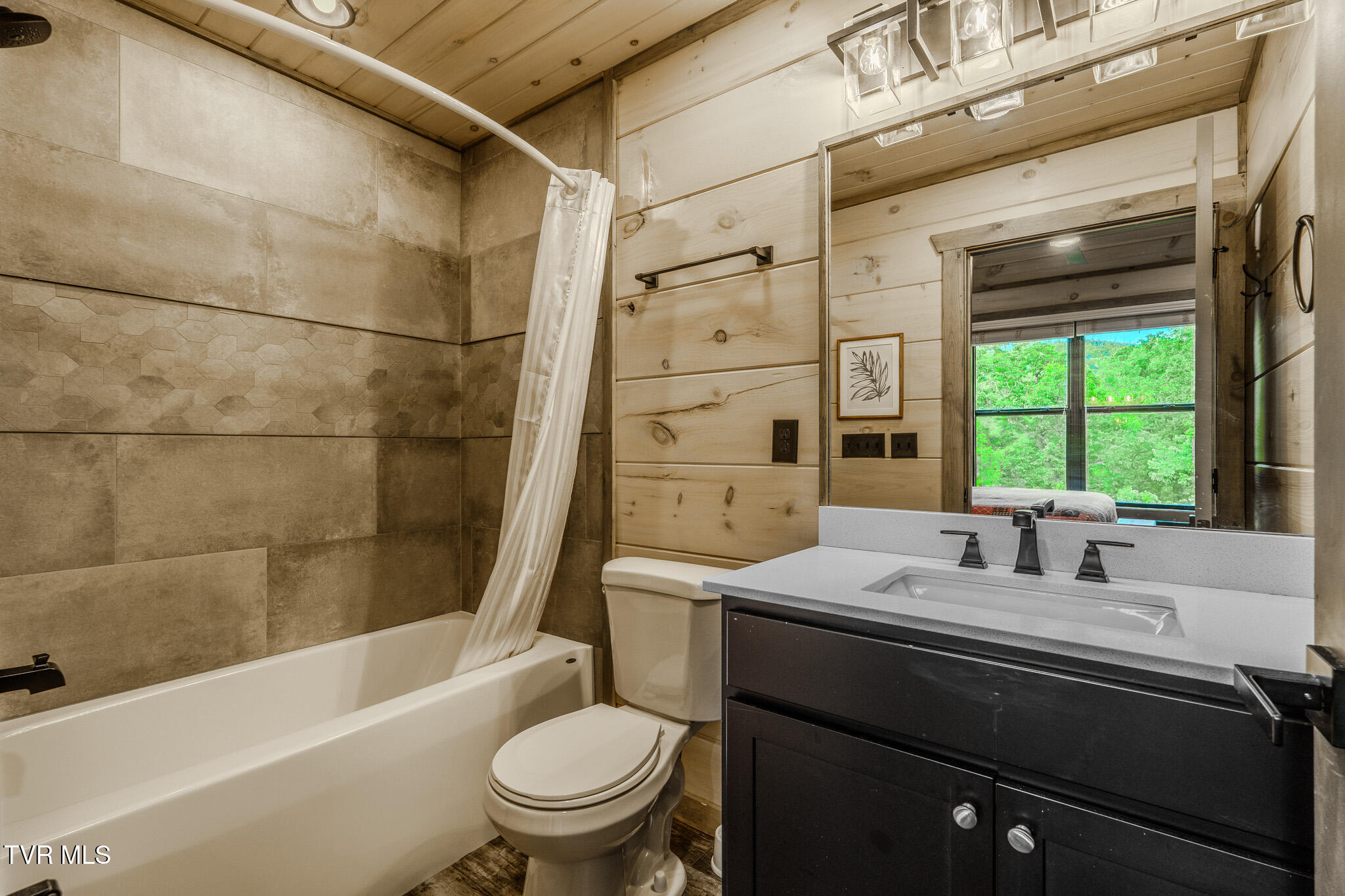 704 Topside Road Gatlinburg, TN 37738 - Photo 22 of 58 _DSC5481-HDR