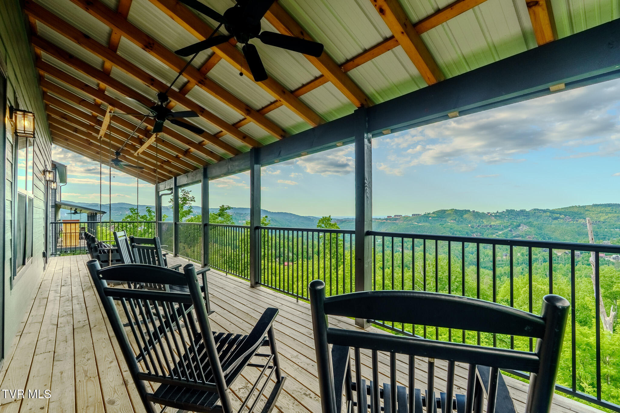704 Topside Road Gatlinburg, TN 37738 - Photo 35 of 58 _DSC5346-HDR