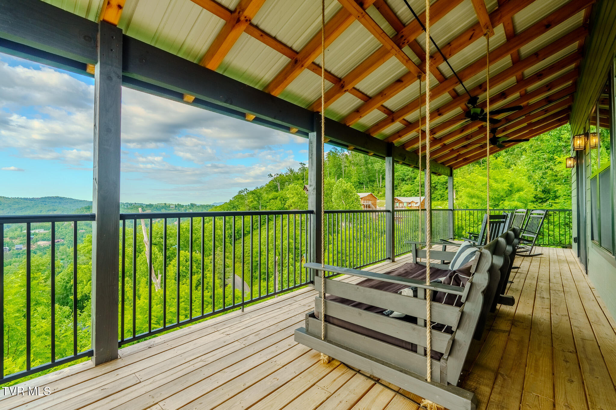 704 Topside Road Gatlinburg, TN 37738 - Photo 36 of 58 _DSC5366-HDR