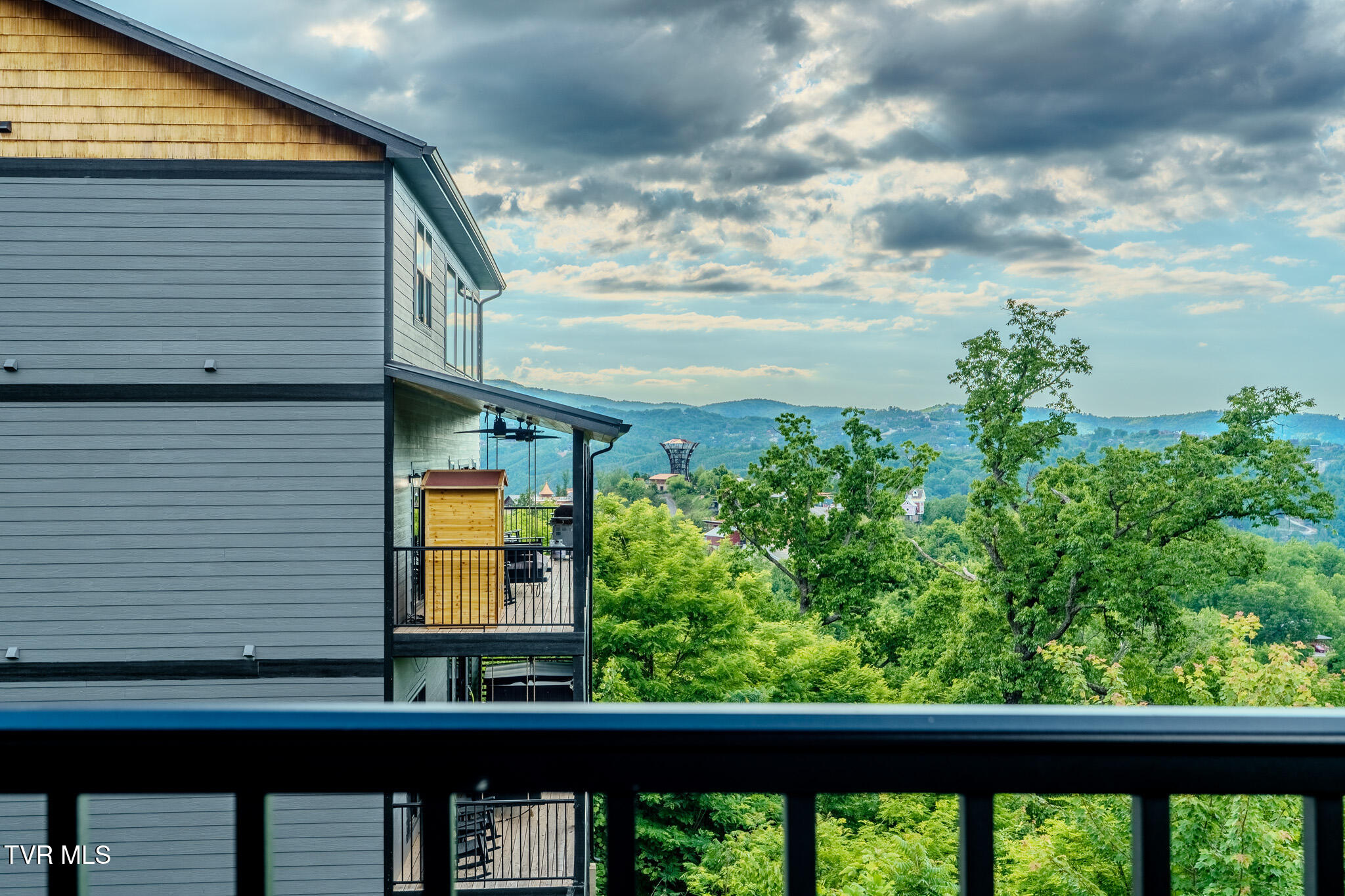 704 Topside Road Gatlinburg, TN 37738 - Photo 41 of 58 _DSC5376-HDR