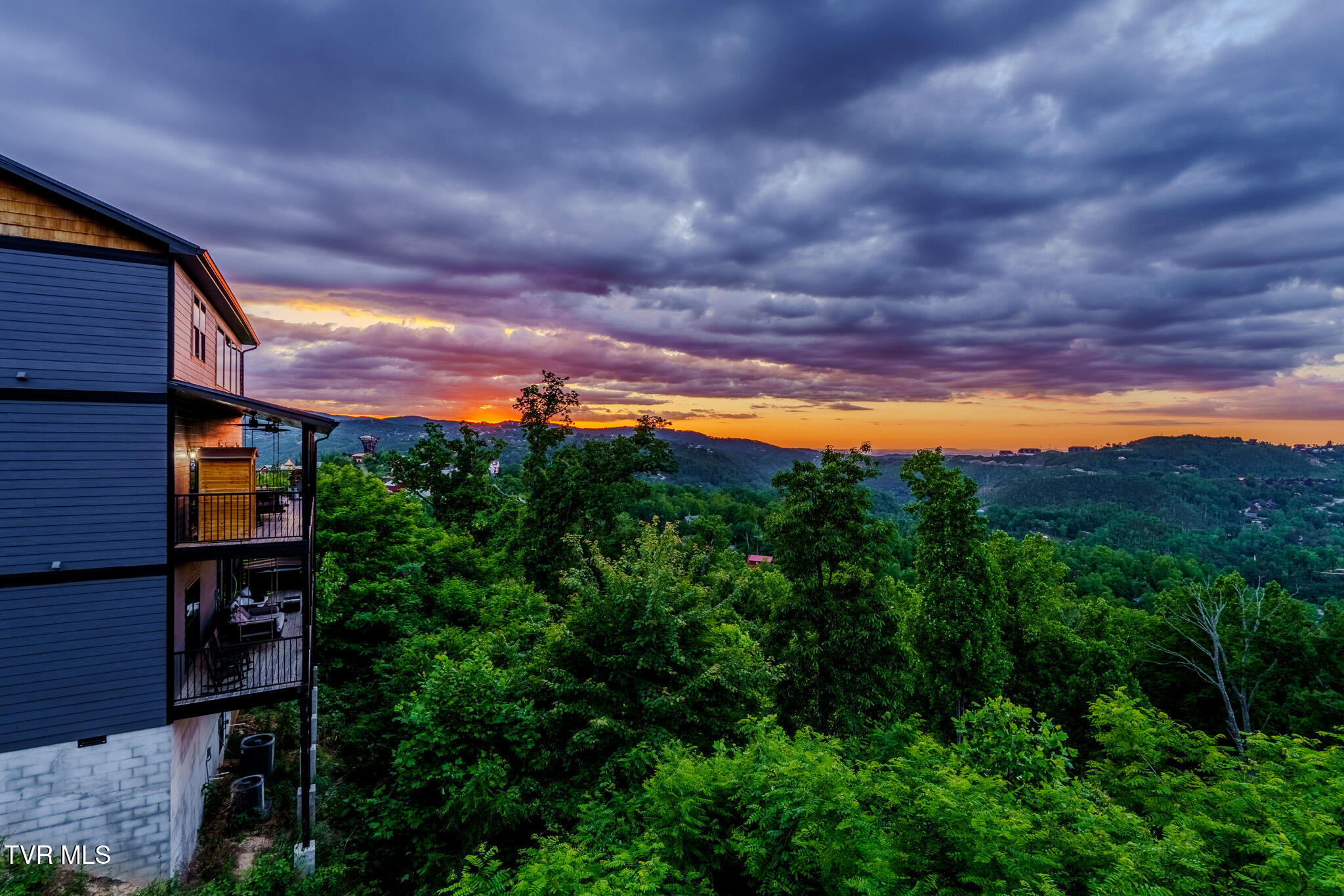 704 Topside Road Gatlinburg, TN 37738 - Photo 47 of 58 _DSC5776-HDR