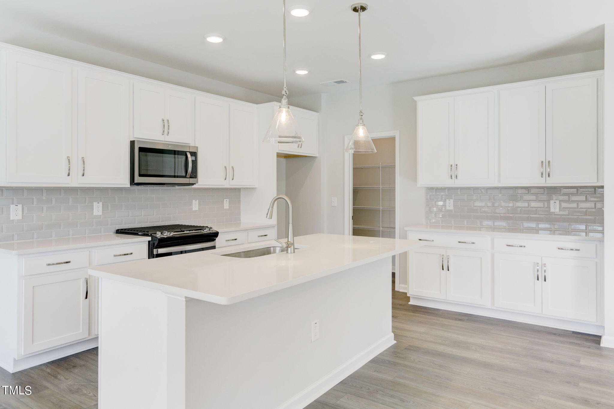 3124 Ranger Drive, Unit 103 Durham, NC 27703 - Photo 12 of 36 11-web-or-mls-Ranger Dr 103-011