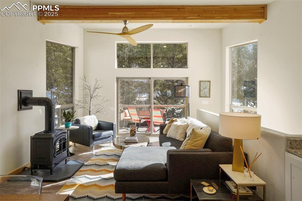 529 Spruce Circle Divide, CO 80814 - Photo 14 of 38 Looking toward the living room from the dining area.
