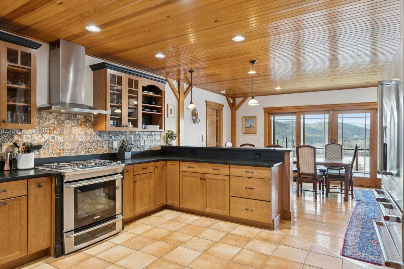 249 Sawyer Road Woodstock, VT 05091 - Photo 6 of 21