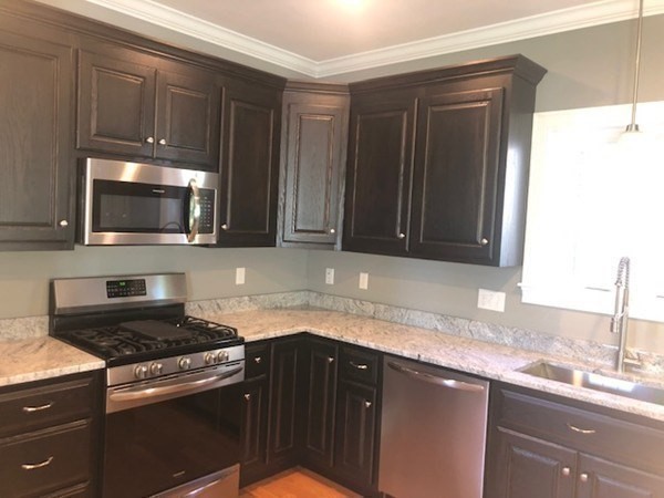 281 Cottage Street, Unit 1 Franklin, MA 02038 - Photo 3 of 30