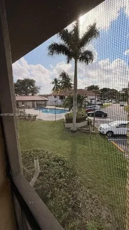 $2,400 | 9691 Southwest 138th Avenue, Unit QC2L, Miami, FL 33186