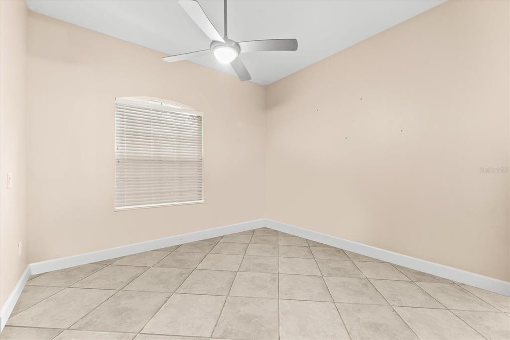 7222 Switchgrass Trail Lakewood Ranch, FL 34202 - Photo 11 of 94