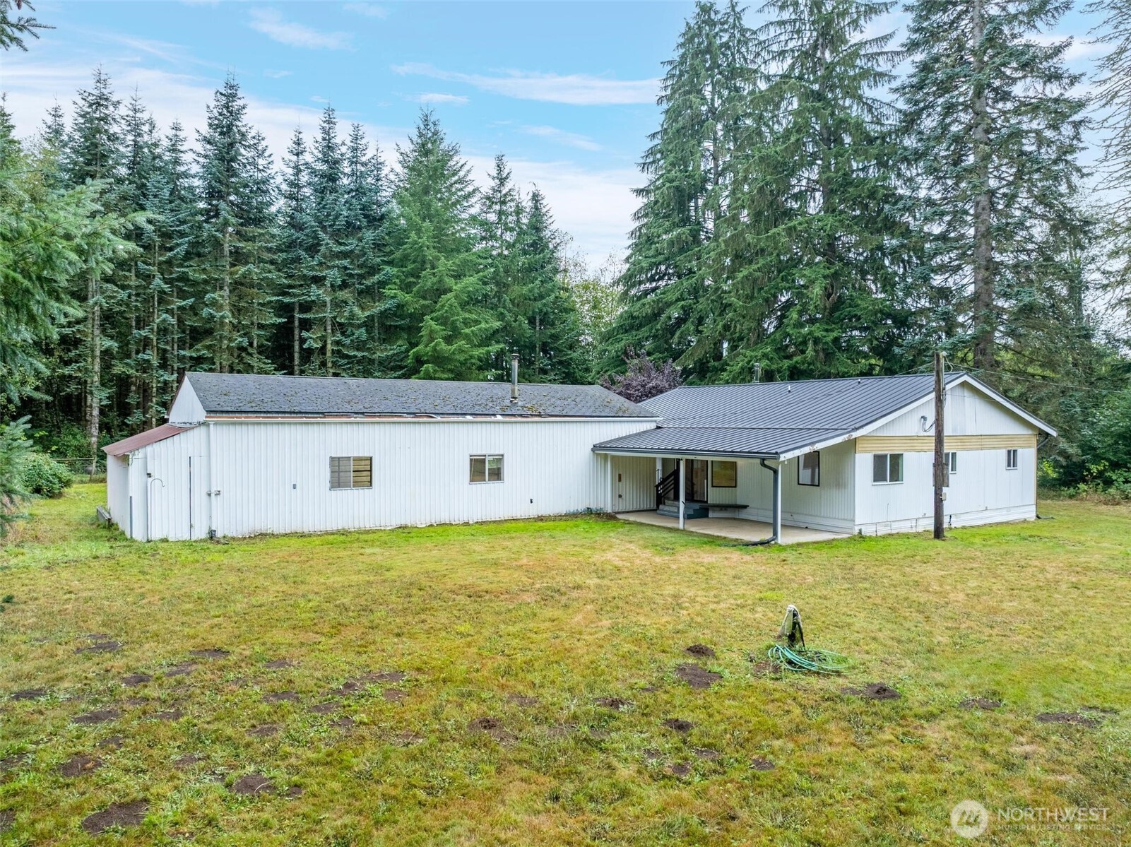 115 Cinebar Road Cinebar, WA 98533 - Photo 13 of 25 a house that has a tree in front of it