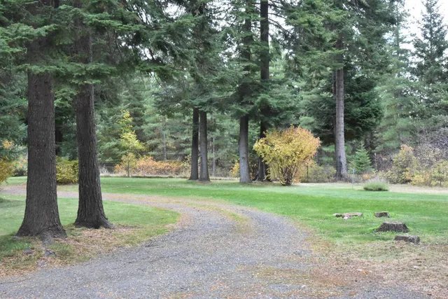 $759,000 | 391457 Highway 95, Plummer, ID 83851