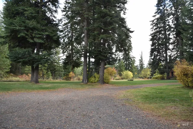 $759,000 | 391457 Highway 95, Plummer, ID 83851