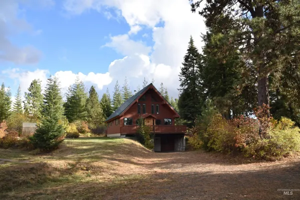 $759,000 | 391457 Highway 95, Plummer, ID 83851