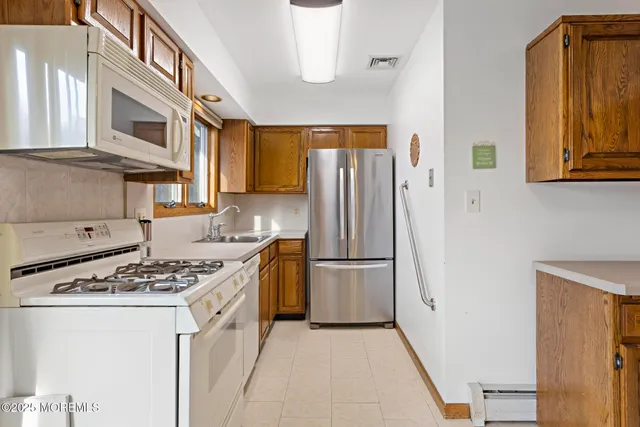 $1,499,910 | 129 Four Winds Drive, Middletown, NJ 07748