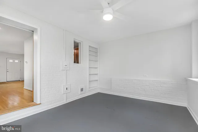 $585,000 | 106 South Hudson Street, Alexandria, VA 22304