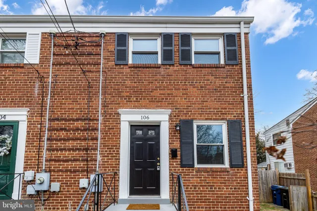 $585,000 | 106 South Hudson Street, Alexandria, VA 22304