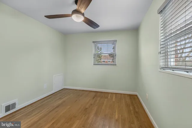 $585,000 | 106 South Hudson Street, Alexandria, VA 22304