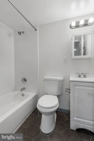 $585,000 | 106 South Hudson Street, Alexandria, VA 22304