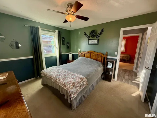 $349,000 | 230 North Shore Drive, Petersburg, IL 62675