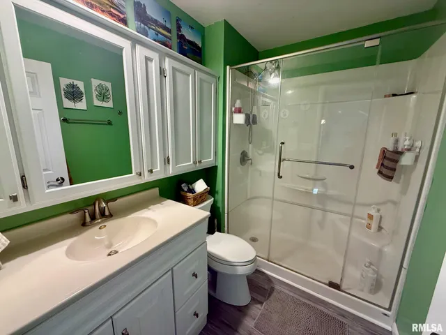 $349,000 | 230 North Shore Drive, Petersburg, IL 62675