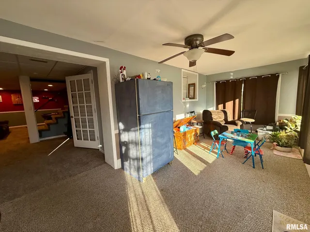 $349,000 | 230 North Shore Drive, Petersburg, IL 62675