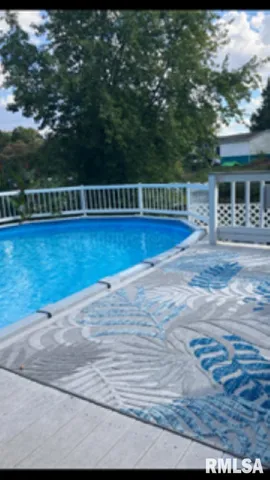 $349,000 | 230 North Shore Drive, Petersburg, IL 62675